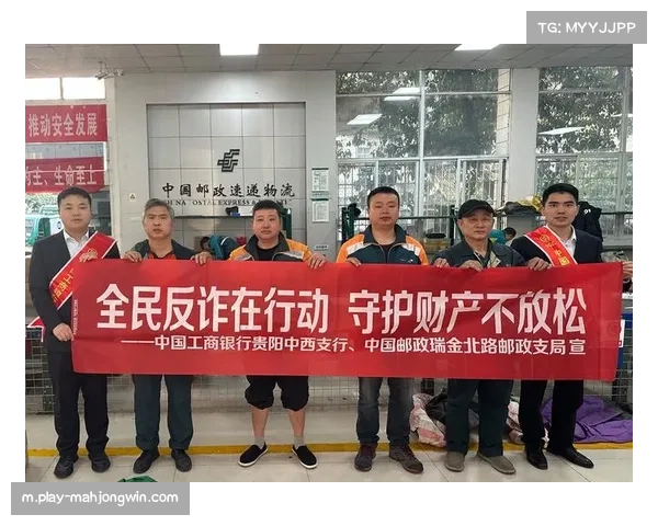 申花进攻美如画防守豆腐渣 后腰缺失致防线单打独斗